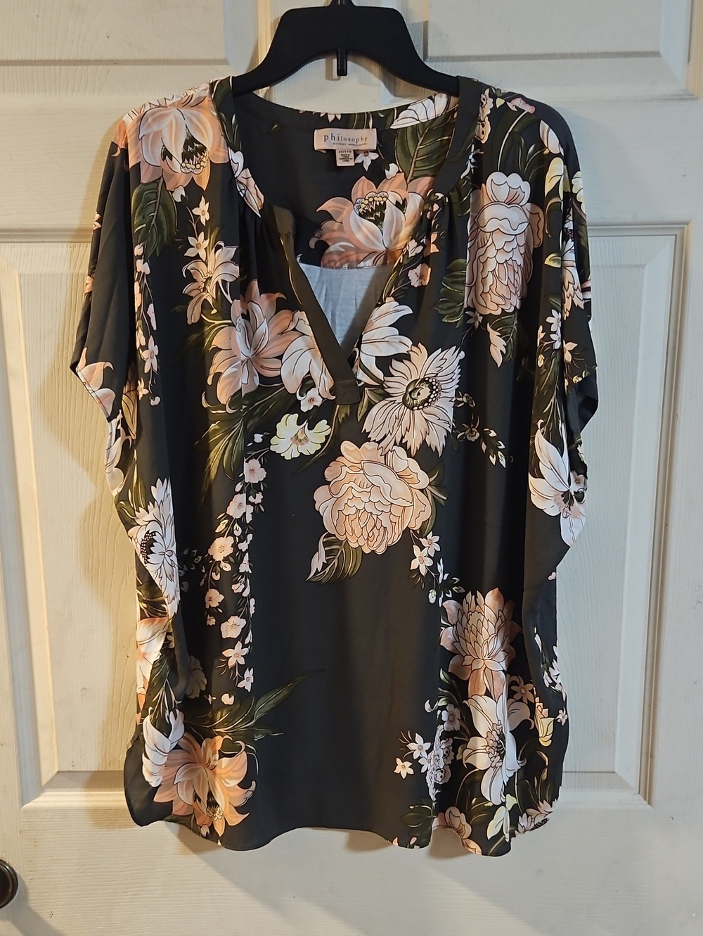 Philosophy Olive Floral Print Tunic Top: GOOD CONDITION: Size 2X